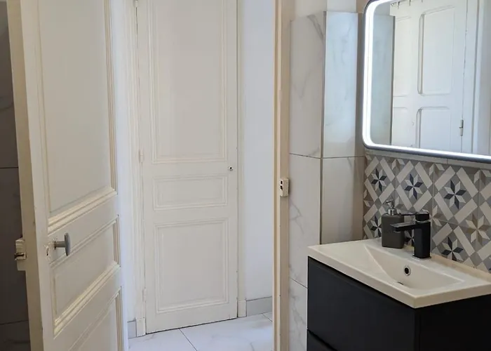 Joli Central, Equipe & Proche Gare Apartman