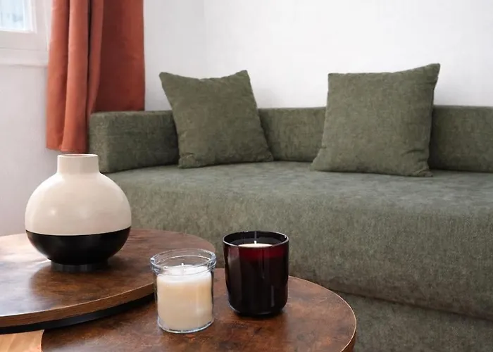 Cosy Avec Vue Cathedrale, Coeur De アパート ニース